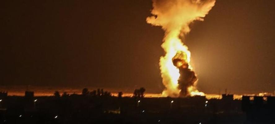 القاهرة الإخبارية: غارة جوية جديدة تستهدف دير البلح وسط قطاع غزة